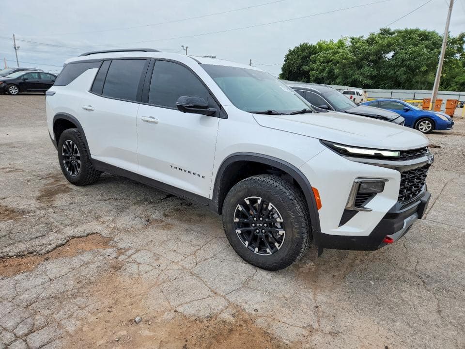 2024 CHEVROLET TRAVERSE LT Z71 4