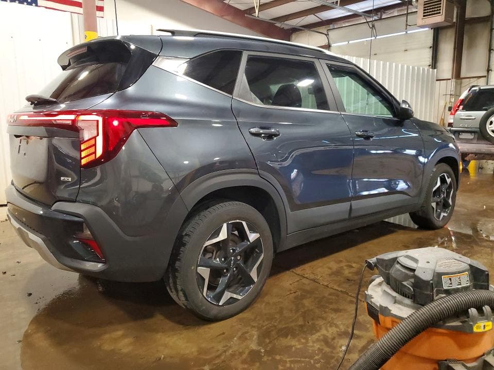 2024 KIA SELTOS EX 3