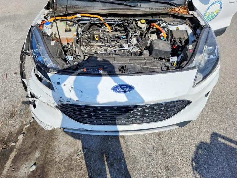 2022 FORD ESCAPE SE 12