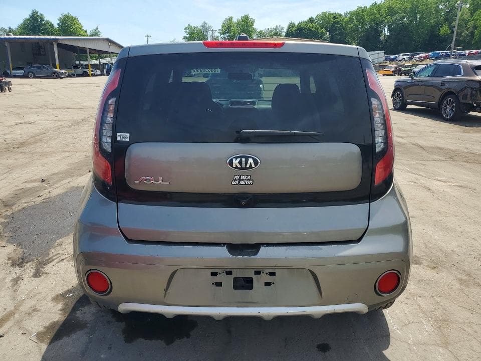 2017 KIA SOUL + 6