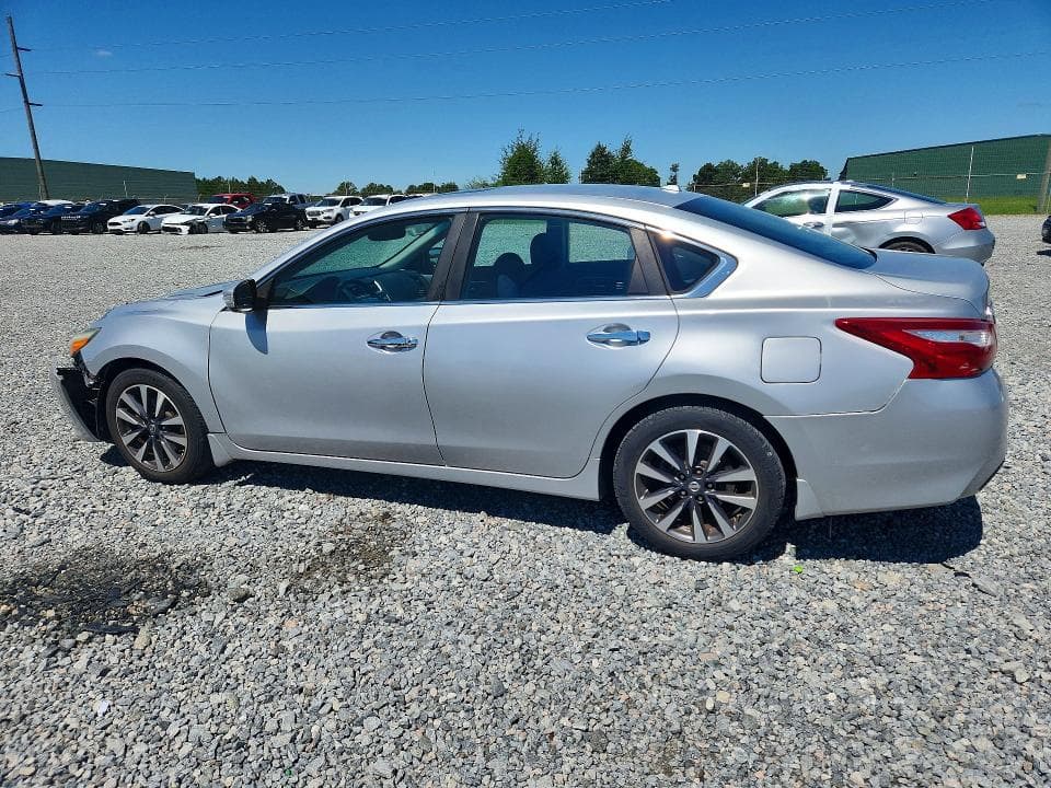 2017 NISSAN ALTIMA 2.5 SV 2
