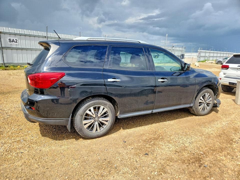 2017 NISSAN PATHFINDER S 3