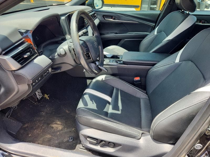 2025 TOYOTA CAMRY SE 7