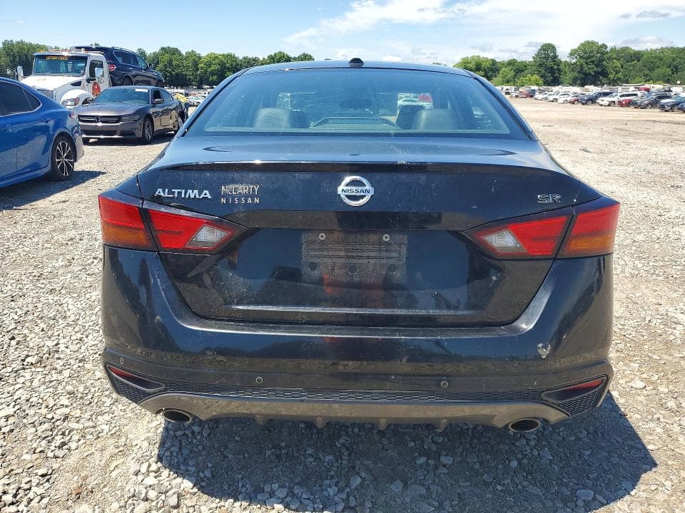 2022 NISSAN ALTIMA SR 6