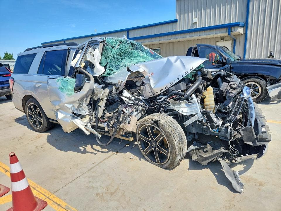 2019 FORD EXPEDITION LIMITED 4