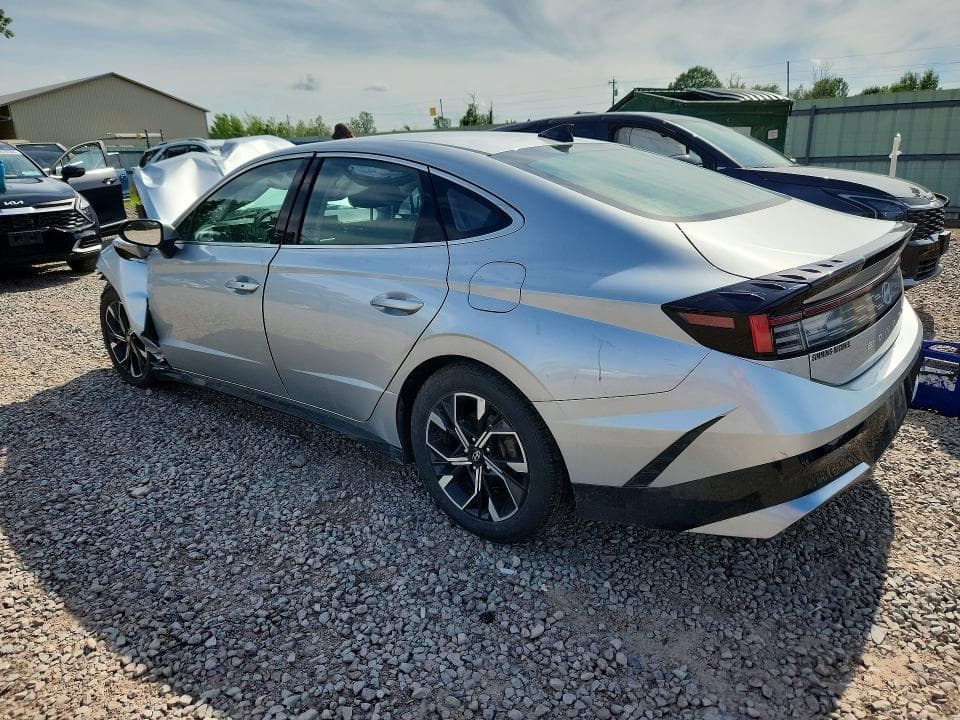 2025 HYUNDAI SONATA SEL 2