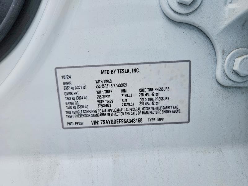 2025 TESLA MODEL Y 12