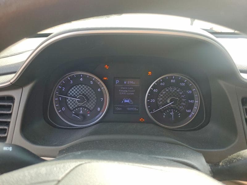 2020 HYUNDAI ELANTRA SE 9