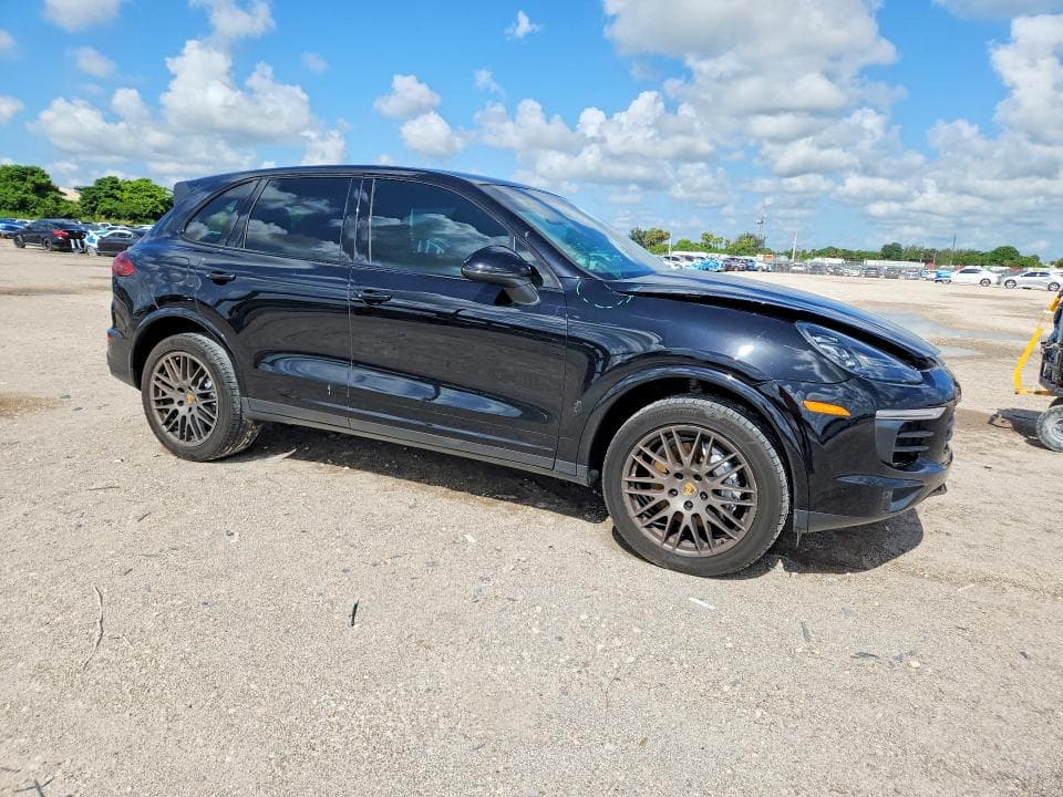 2018 PORSCHE CAYENNE 4