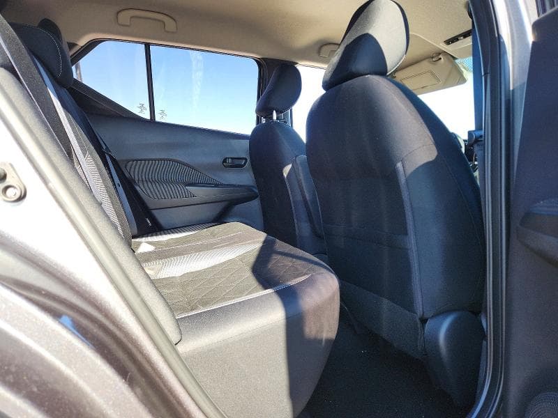 2020 NISSAN KICKS S 11