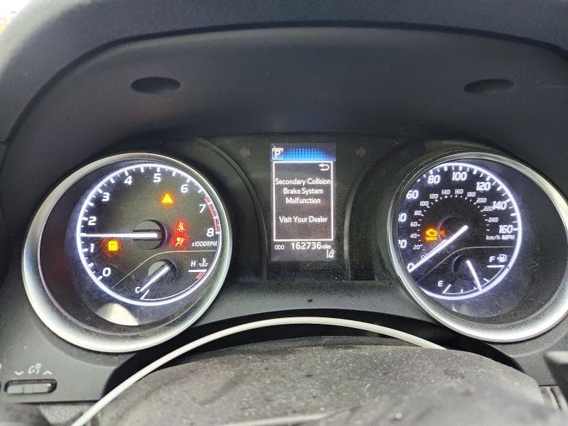 2018 TOYOTA CAMRY SE 9
