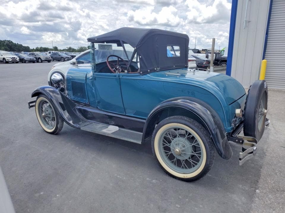 1928 FORD MODEL A 2