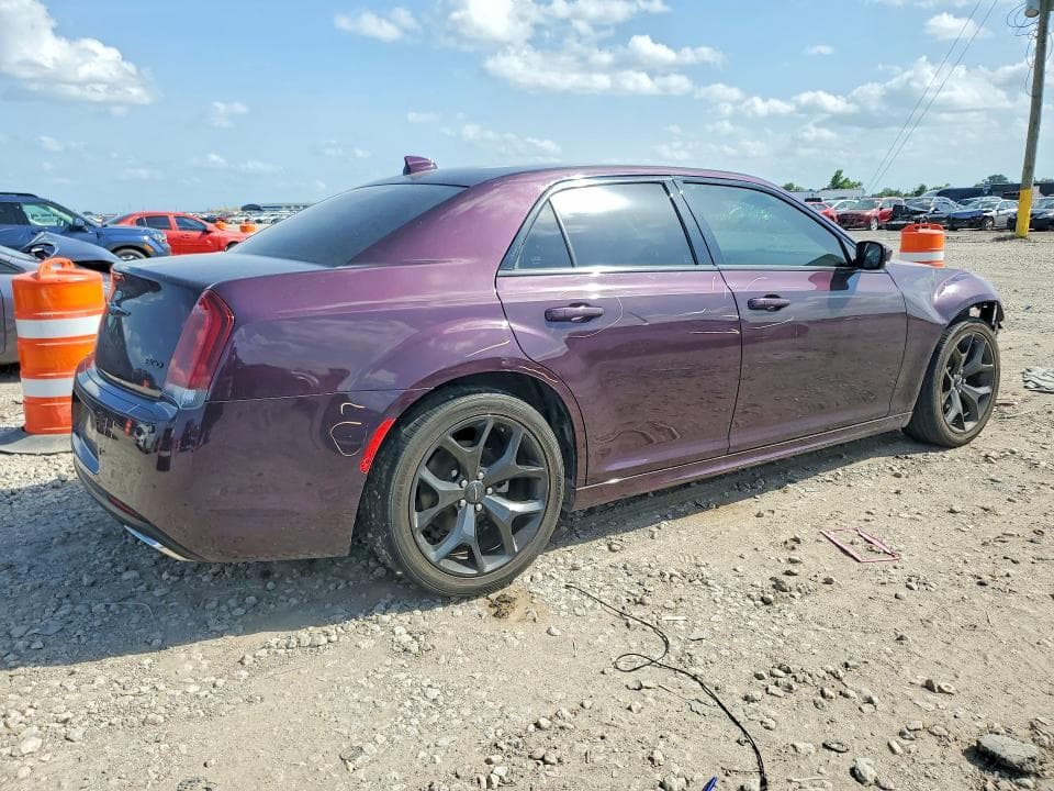 2021 CHRYSLER 300 TOURING 3