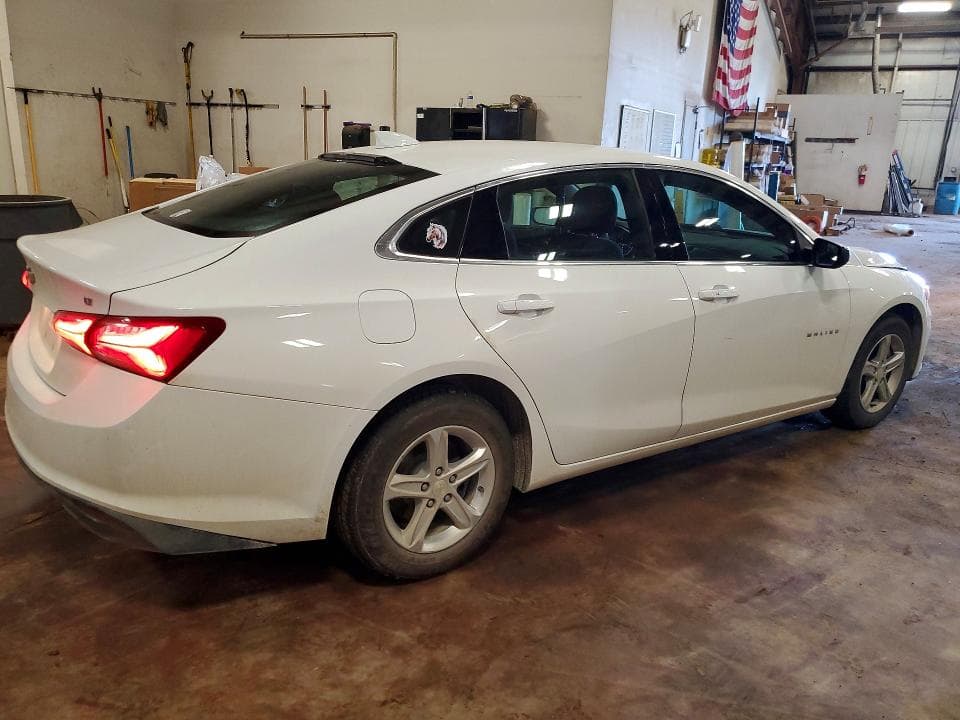 2022 CHEVROLET MALIBU LT 3