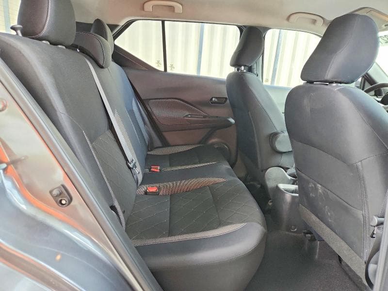 2018 NISSAN KICKS S 11