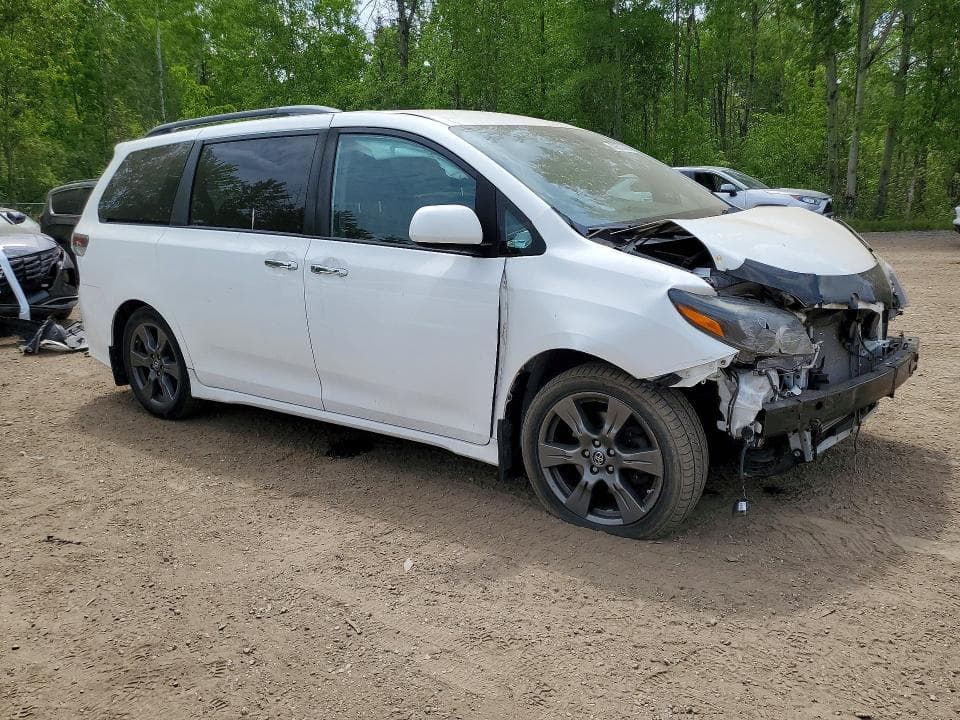 2020 TOYOTA SIENNA SE 8-PASSENGER 4