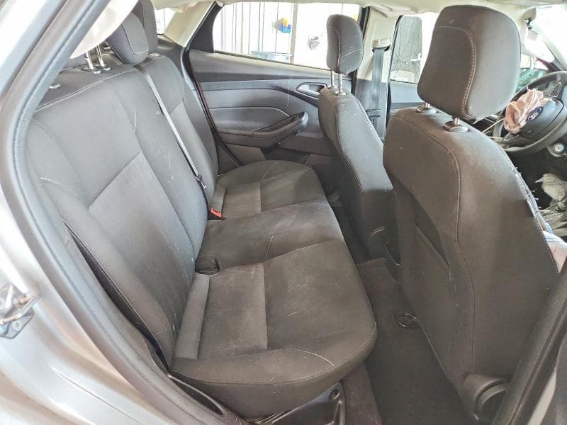 2018 FORD FOCUS SE 10