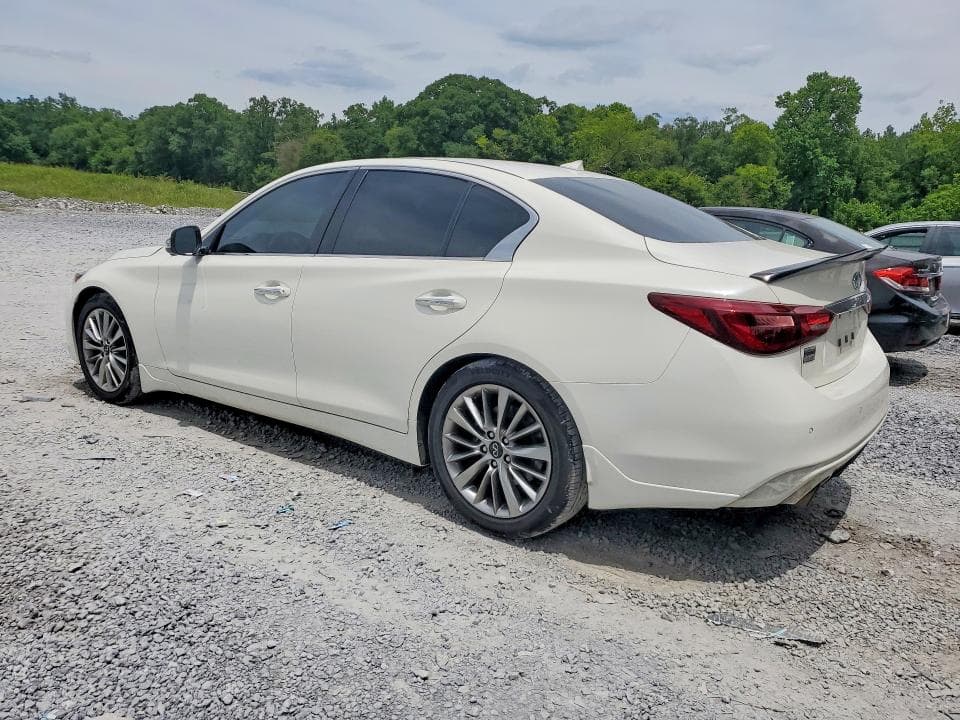 2021 INFINITI Q50 LUXE 2