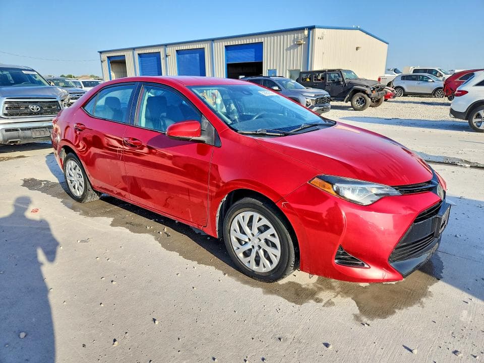 2018 TOYOTA COROLLA LE 4