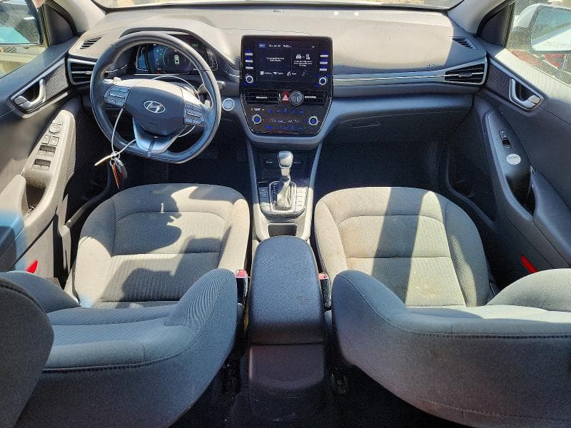 2022 HYUNDAI IONIQ SE 8