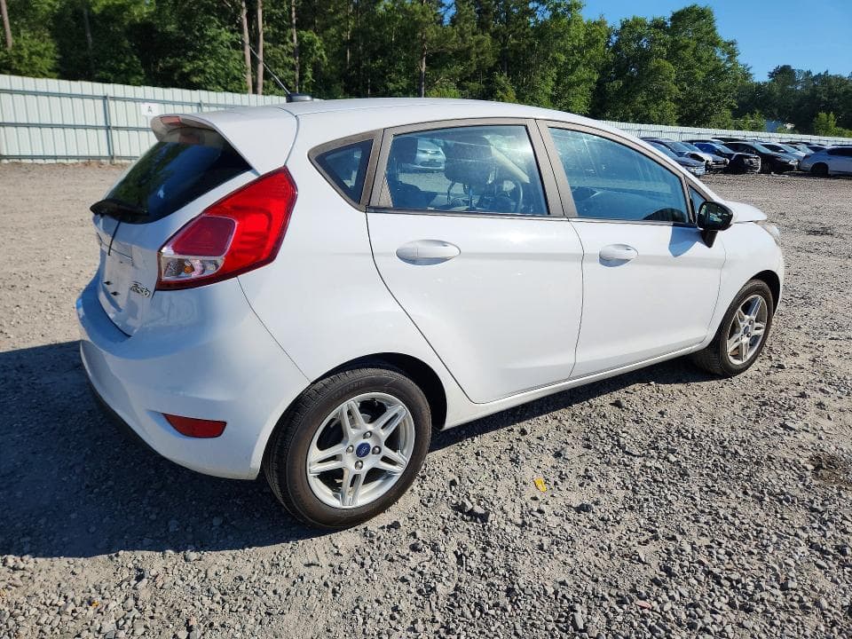 2018 FORD FIESTA SE 3