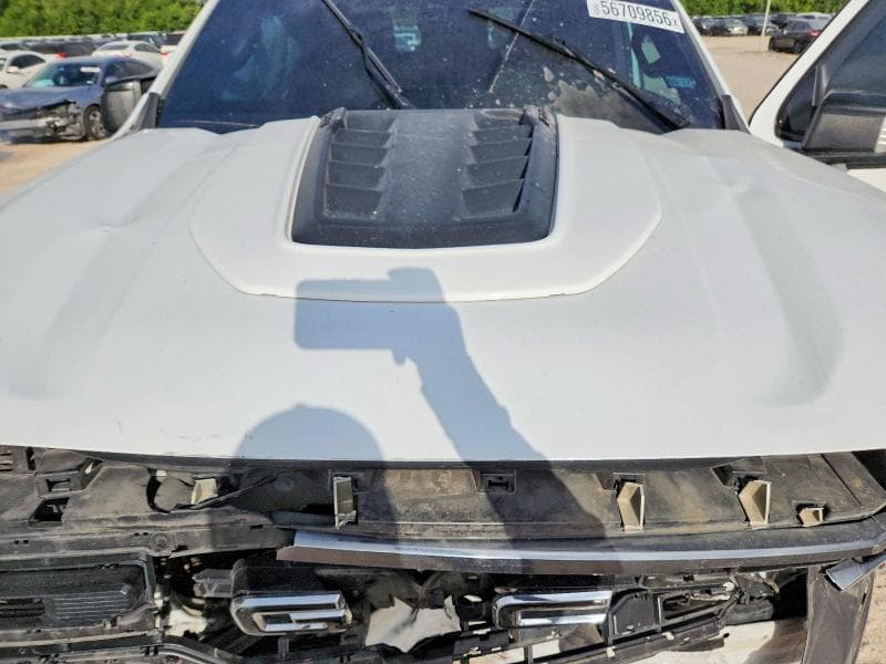 2023 GMC SIERRA K1500 AT4 11