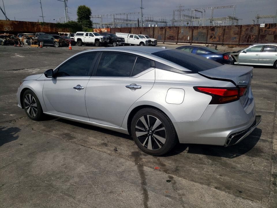 2021 NISSAN ALTIMA SV 2