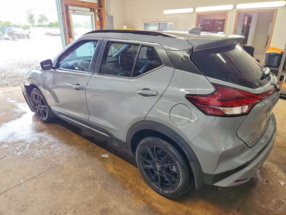 2024 NISSAN KICKS SR 2