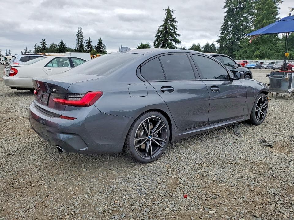 2021 BMW 330XI 3
