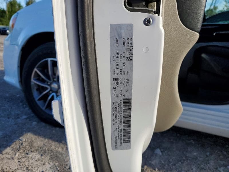 2017 DODGE GRAND CARAVAN SXT 13