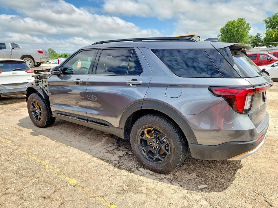 2026 FORD EXPLORER TREMOR 2