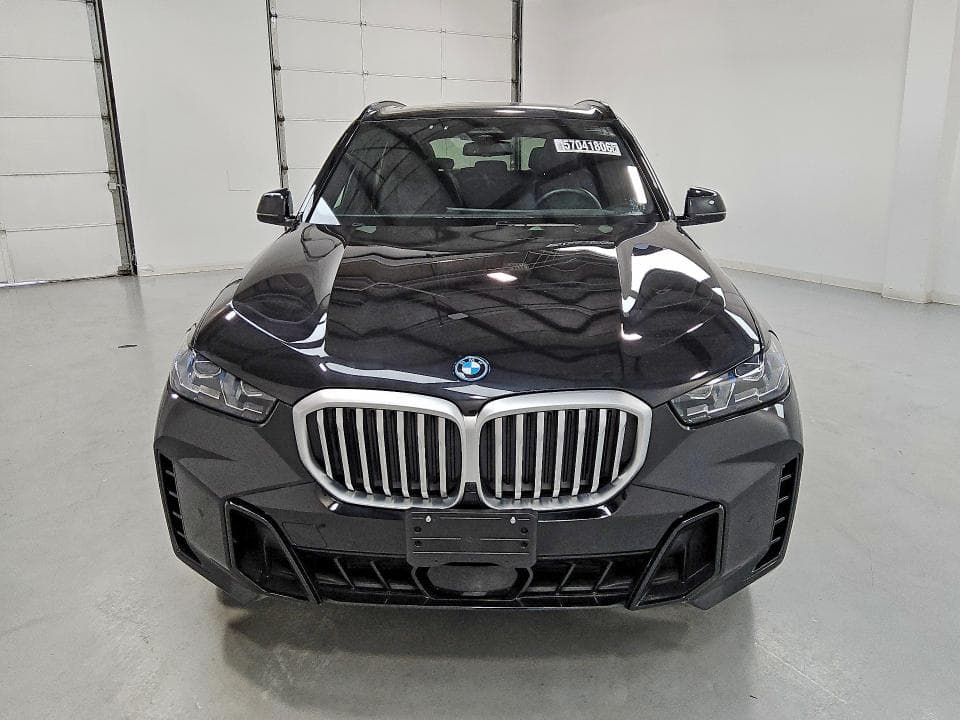 2025 BMW X5 XDRIVE50E 5