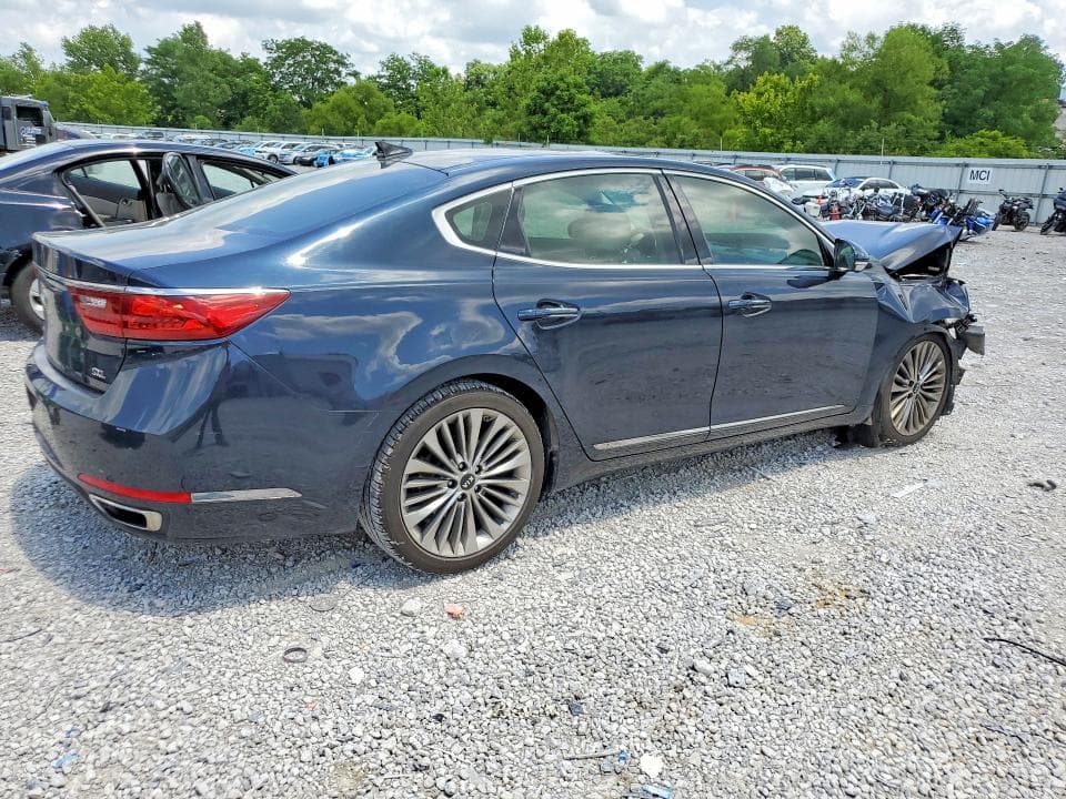 2017 KIA CADENZA LIMITED 3