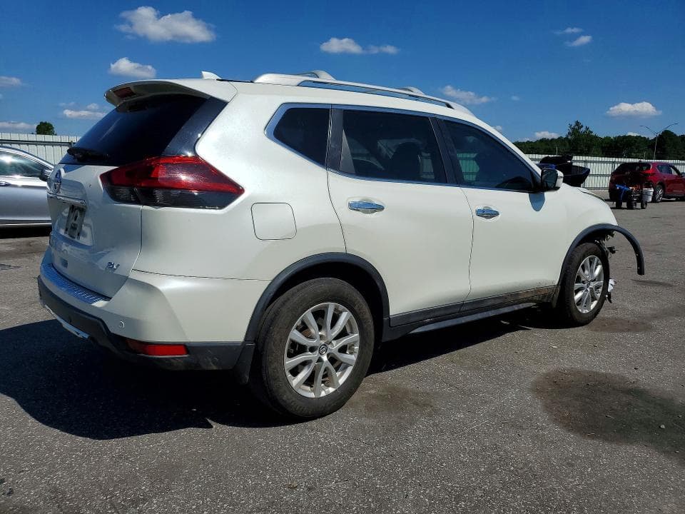 2020 NISSAN ROGUE SV 3
