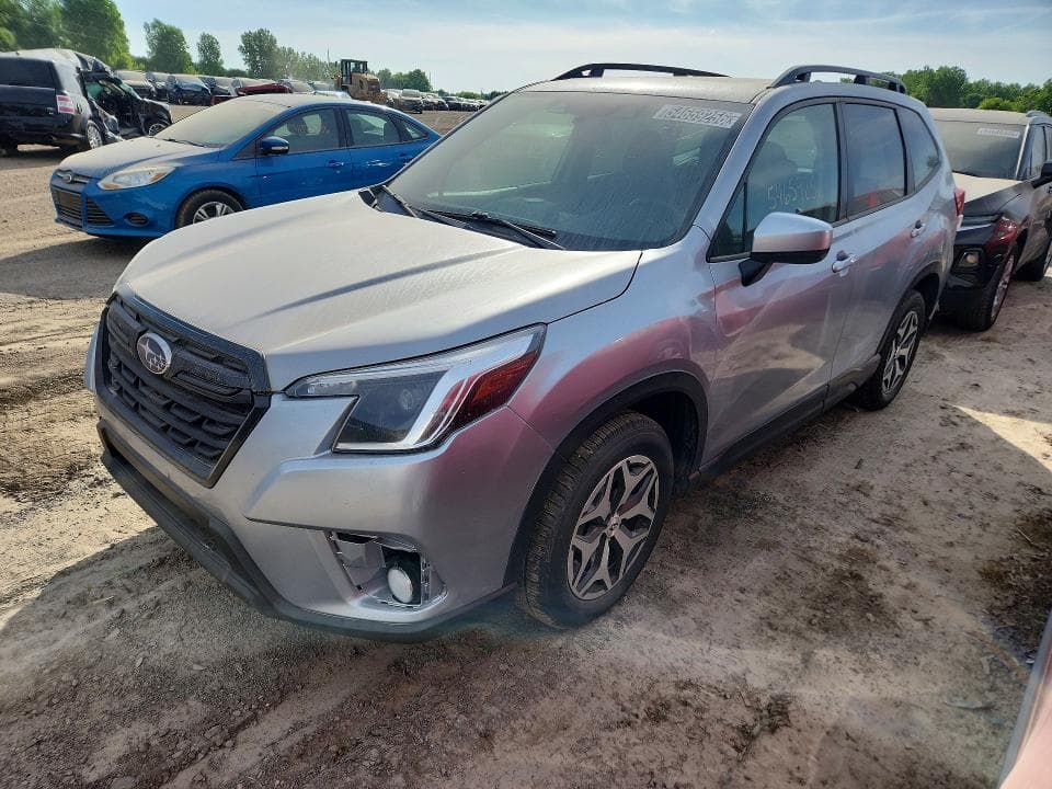 2023 SUBARU FORESTER - 1