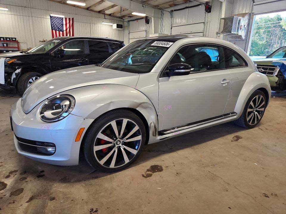 2012 VOLKSWAGEN BEETLE