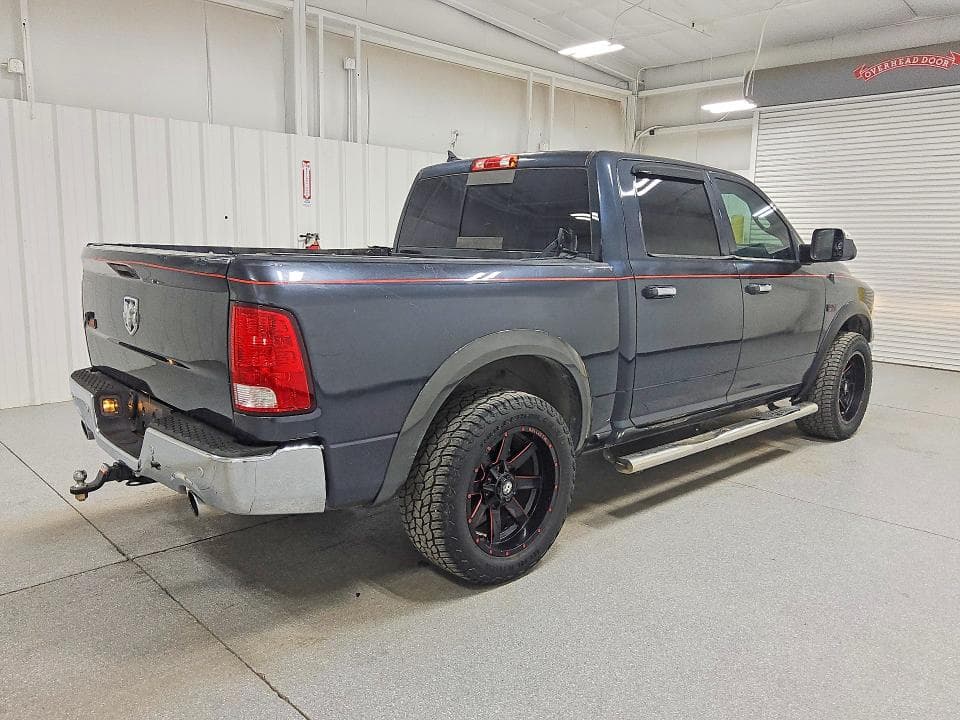 2018 RAM 1500 SLT 3