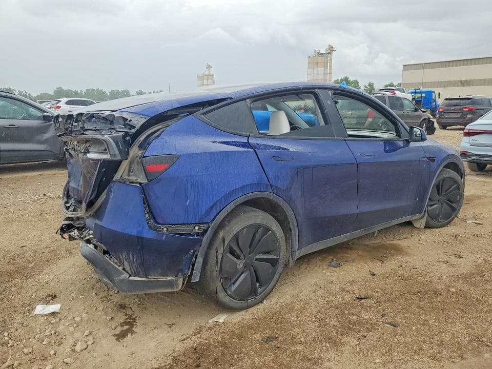 2026 TESLA MODEL Y 3