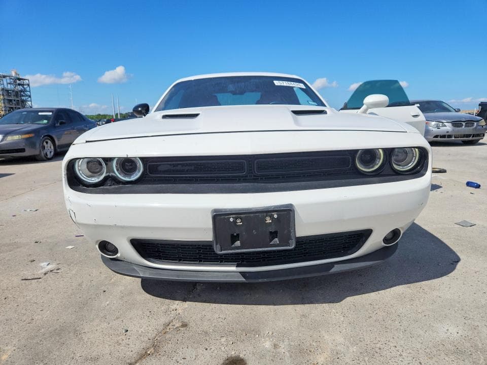 2021 DODGE CHALLENGER SXT 5