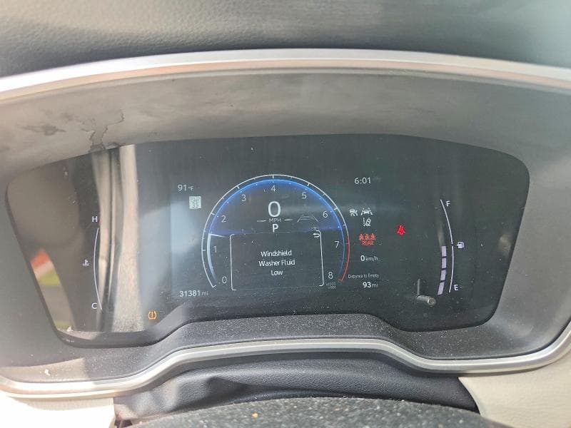 2023 TOYOTA COROLLA CROSS XLE 9