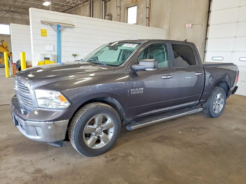 2017 RAM 1500 SLT - 1