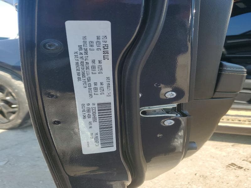 2019 CHRYSLER 300 S 12