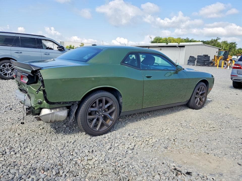 2023 DODGE CHALLENGER SXT 3
