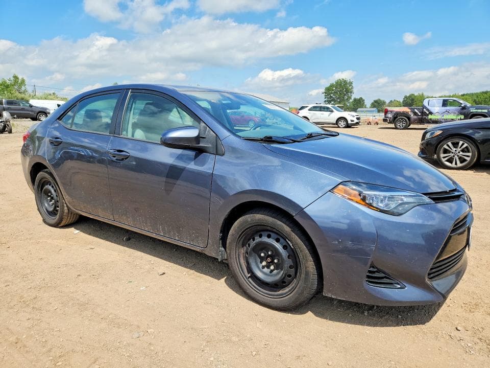 2018 TOYOTA COROLLA LE 4
