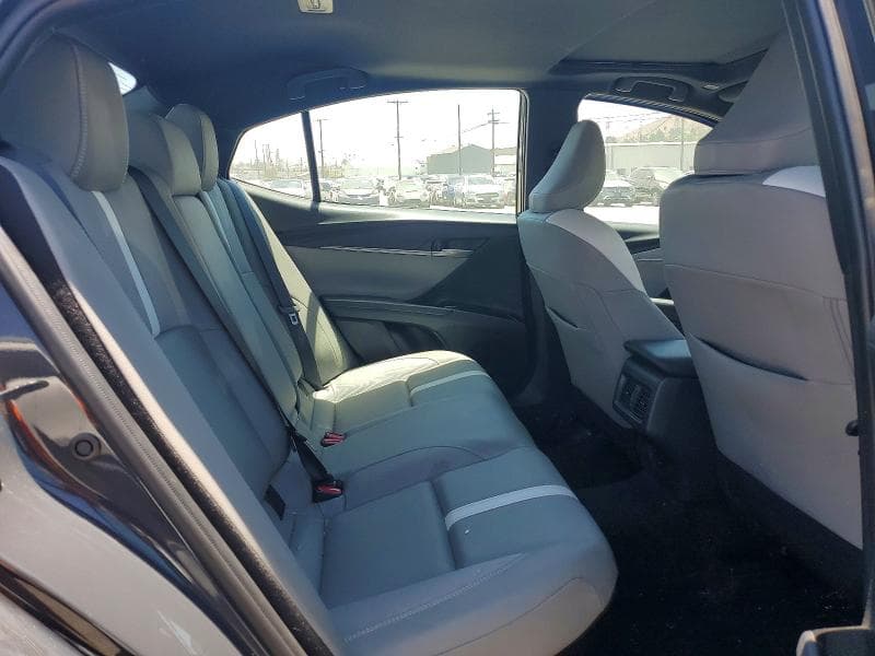 2026 TOYOTA CAMRY SE 10