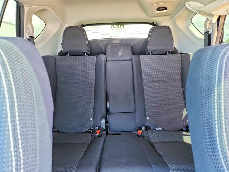 2018 TOYOTA RAV4 XLE 10