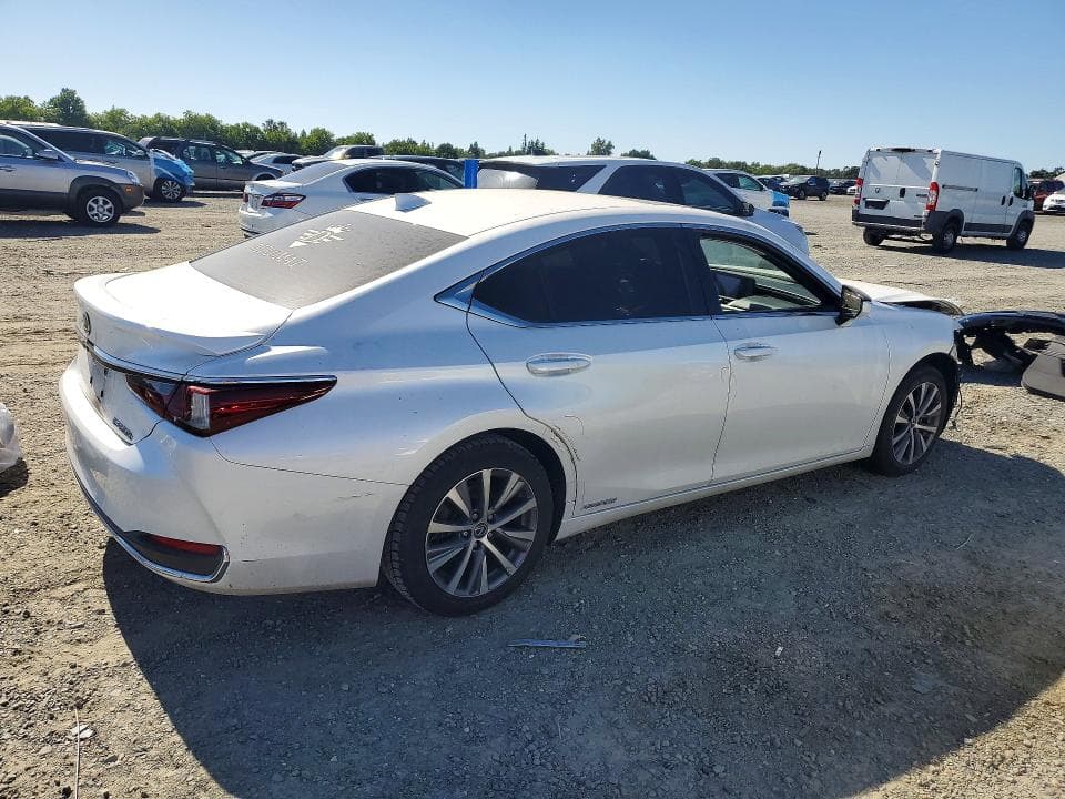2019 LEXUS ES 300H 3