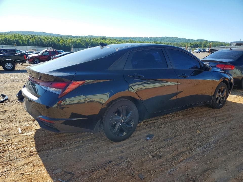2023 HYUNDAI ELANTRA SEL 3