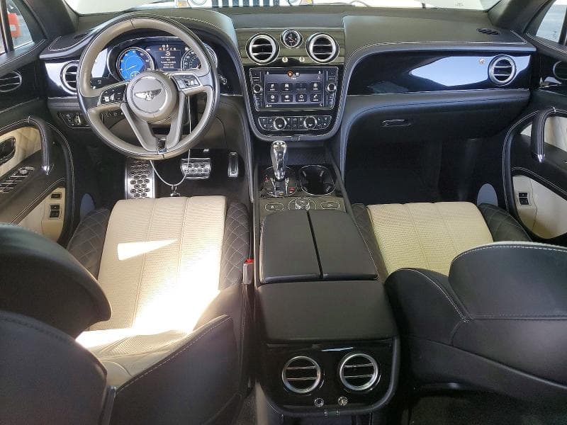 2018 BENTLEY BENTAYGA 8