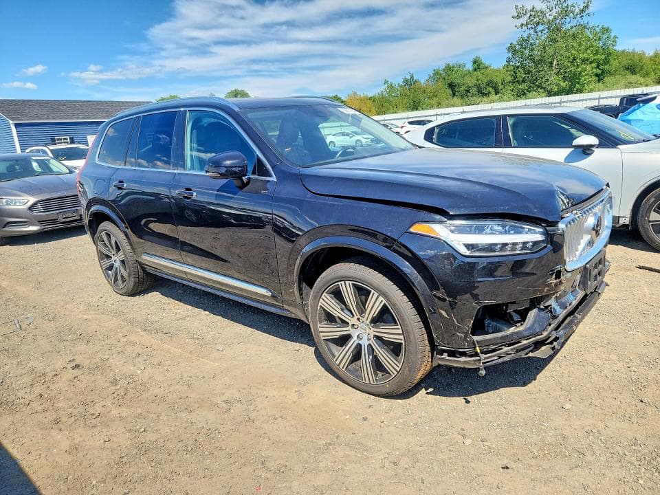 2022 VOLVO XC90 T6 INSCRIPTION 4
